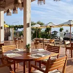 Hotel Angsana Corfu 5*