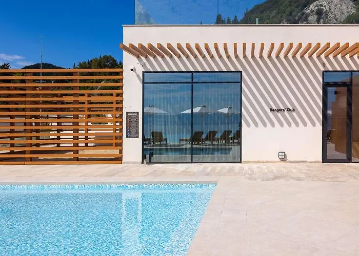 Hotel Angsana Corfu 5*