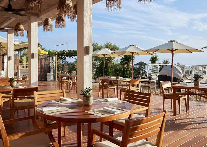 Hotel Angsana Corfu 5*