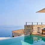 Hotel Angsana Corfu 5*