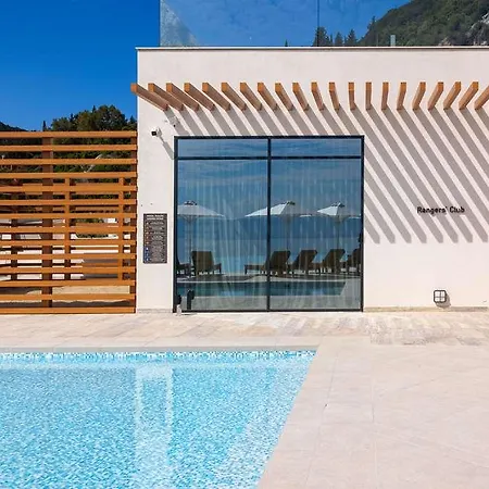 מלון Angsana Corfu 5*